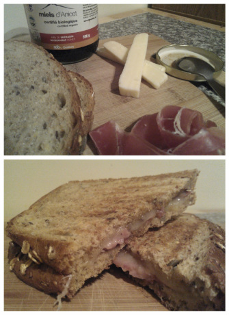Grilled-cheese prosciutto et miel